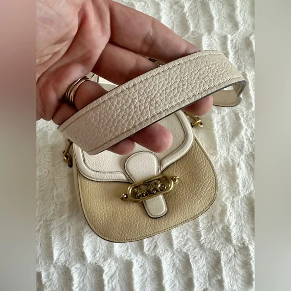 Coach Jade Saddle Bag In Colorblock. Cream Crossbody Bag with Gold Hardware - Picture 9 of 13